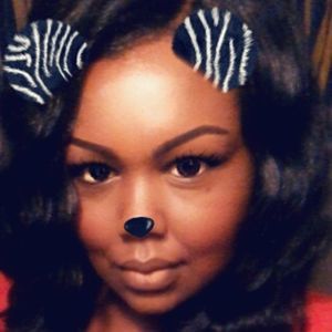 Meet your Posher, Latisha