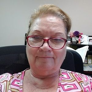 Meet your Posher, Brenda