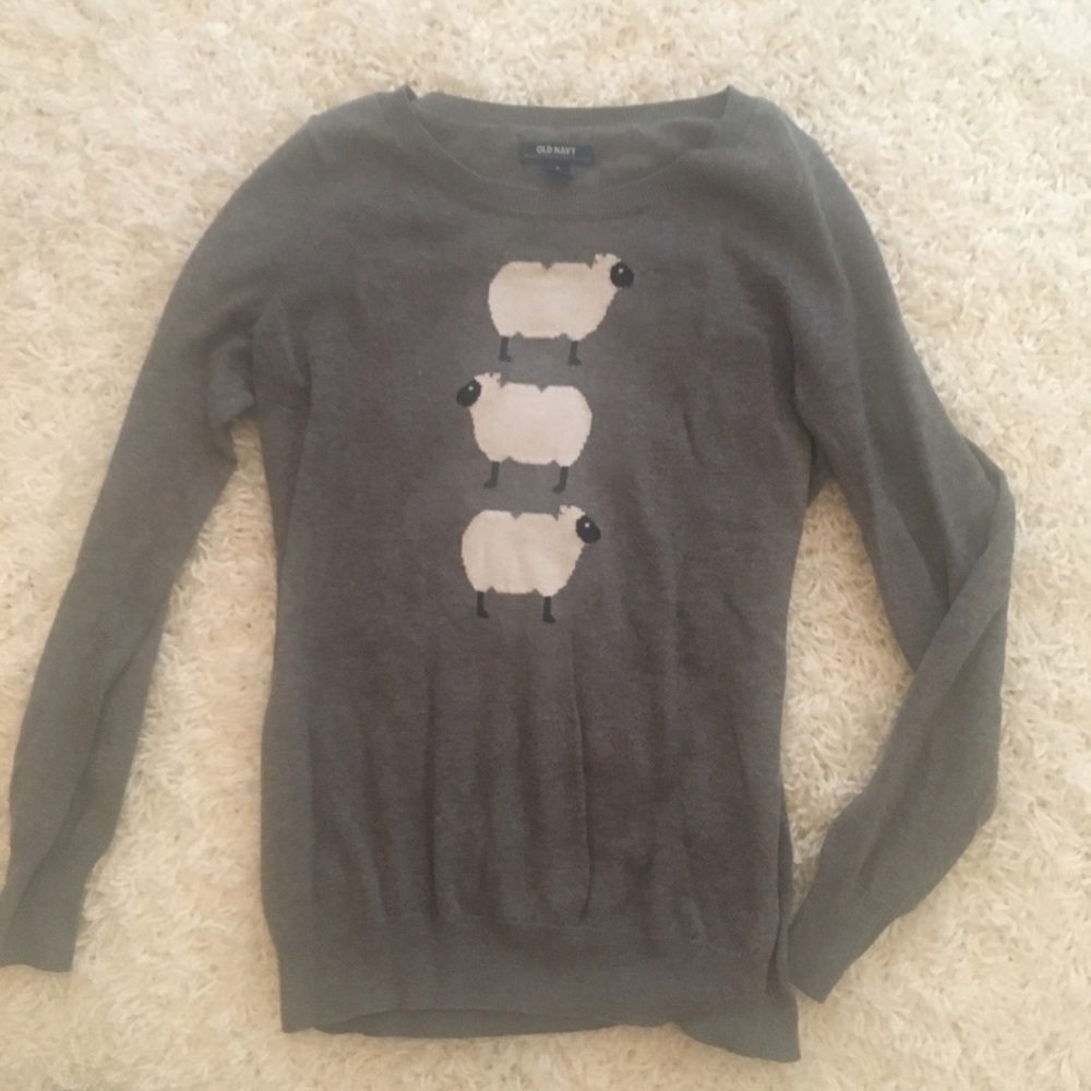 Lamb/grey sweater🐑