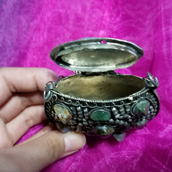 Vintage stone small pocket necklace - Picture 3 of 3