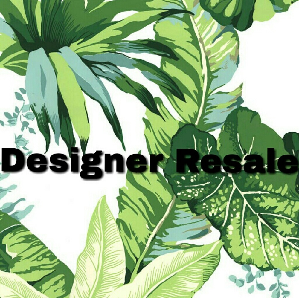 Meet your Posher, Leena