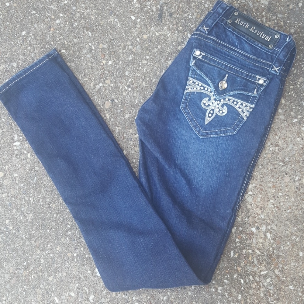Rock Revival Skinny Sara Jeans 25