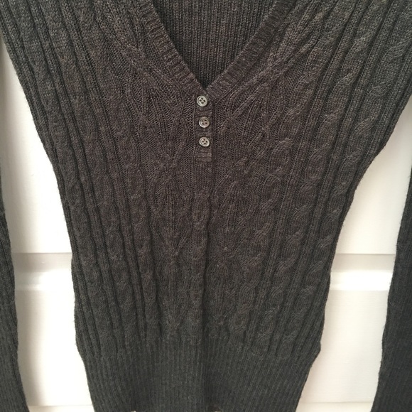 The Limited Long Sleeve Sweater - Picture 4 of 4