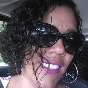 Meet your Posher, Gloria