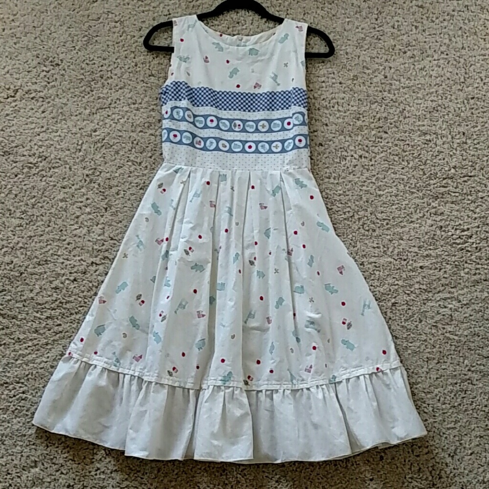 Handmade sleeveless cute pattern dress