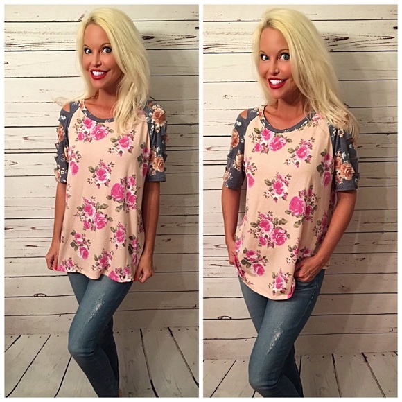 Stunning blush and blue floral ladder sleeve tunic - Picture 4 of 4
