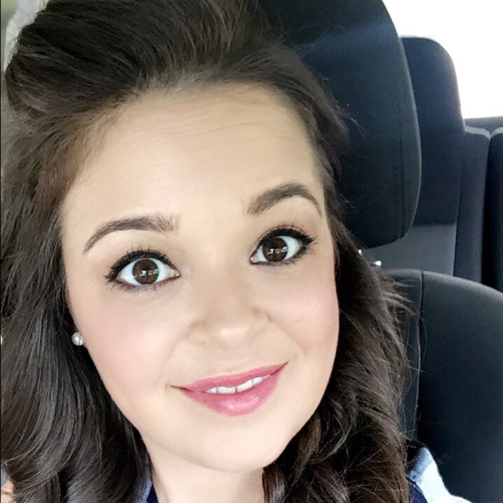 Meet your Posher, Coral