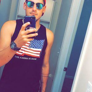 Meet your Posher, Mark