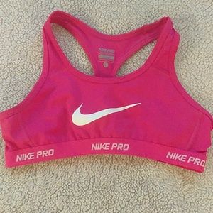 Nike Pro Sports Bra