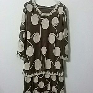 Casual 2 piece top and skirt