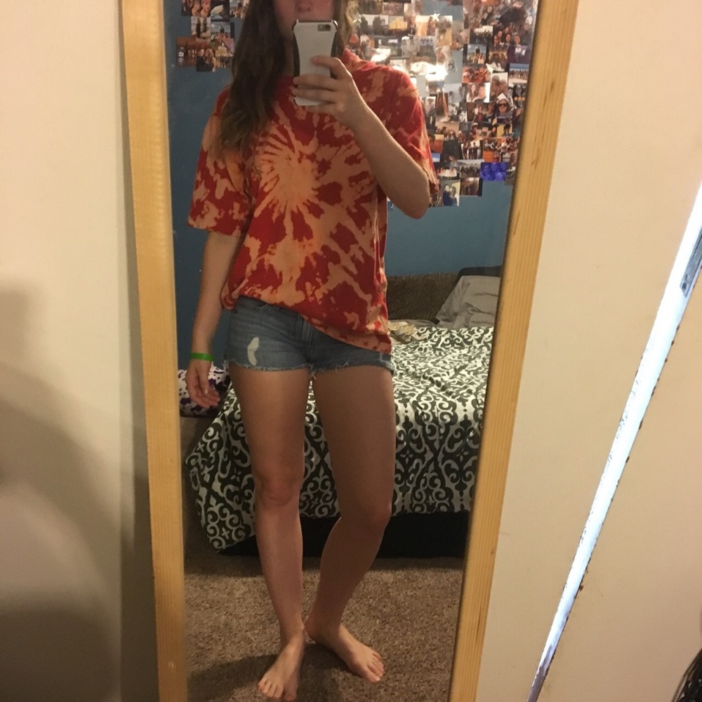 Red and bleach tye dye