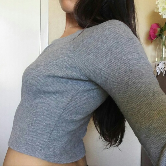 Crop Top - Picture 3 of 4