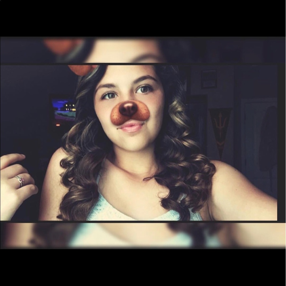 Meet your Posher, Aleya