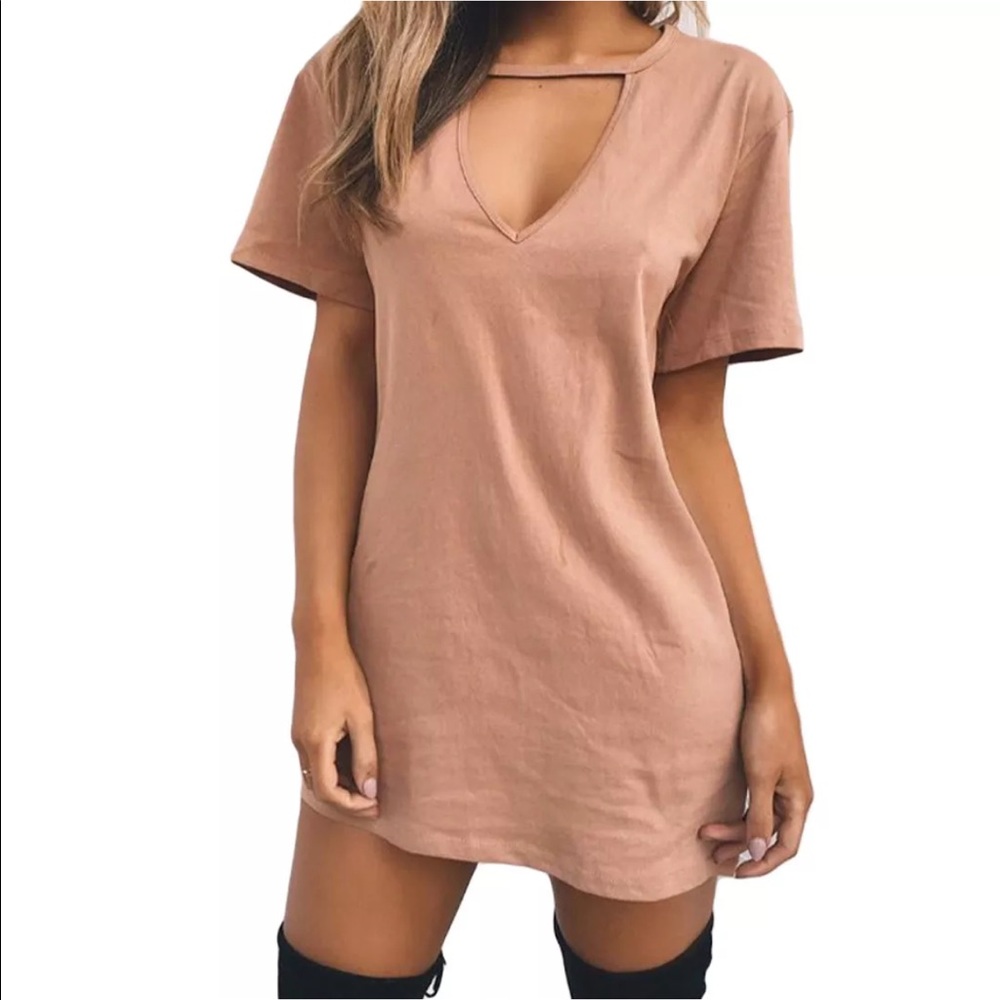Choker V-Neck T-Shirt Dress / Boyfriend Shirt - Picture 5 of 7