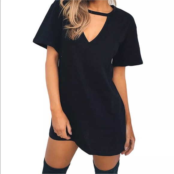 Choker V-Neck T-Shirt Dress / Boyfriend Shirt - Picture 2 of 7
