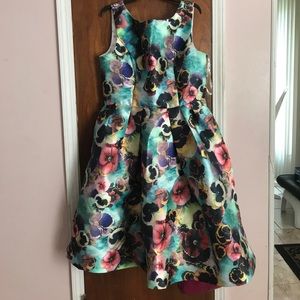 Chi Chi London Curve Dress