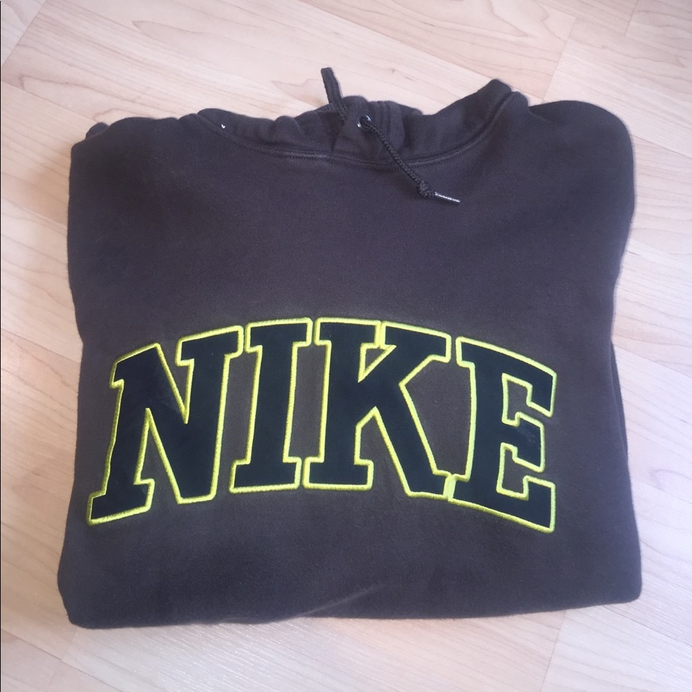 Nike sweatshirt