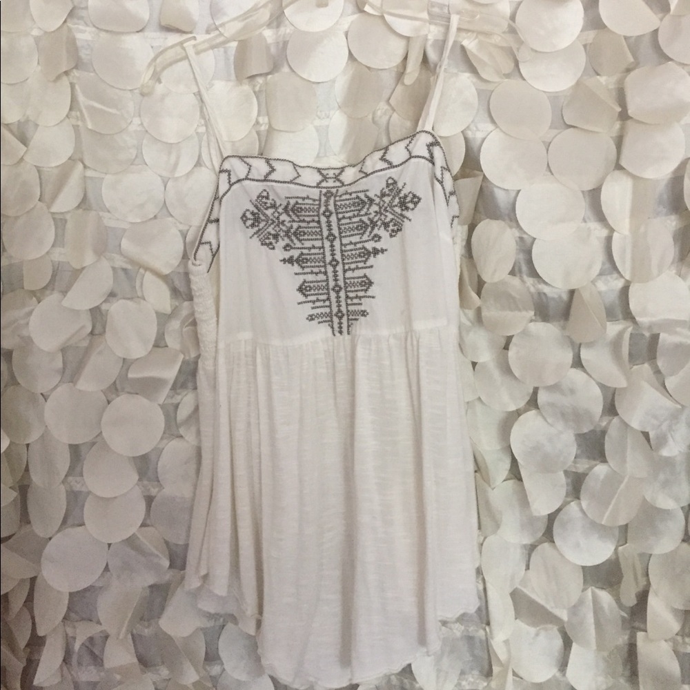 Sun and Shadow embroidered tank