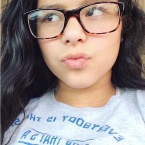 Meet your Posher, Abigail