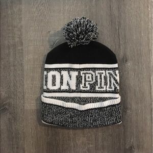 PINK b&w beanie. NWOT.