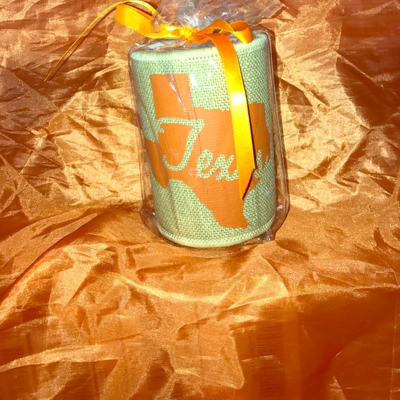 UT Koozie - Picture 1 of 2