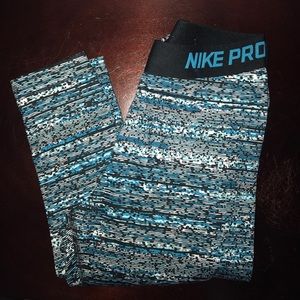 Nike pro women's (full length) workout leggings