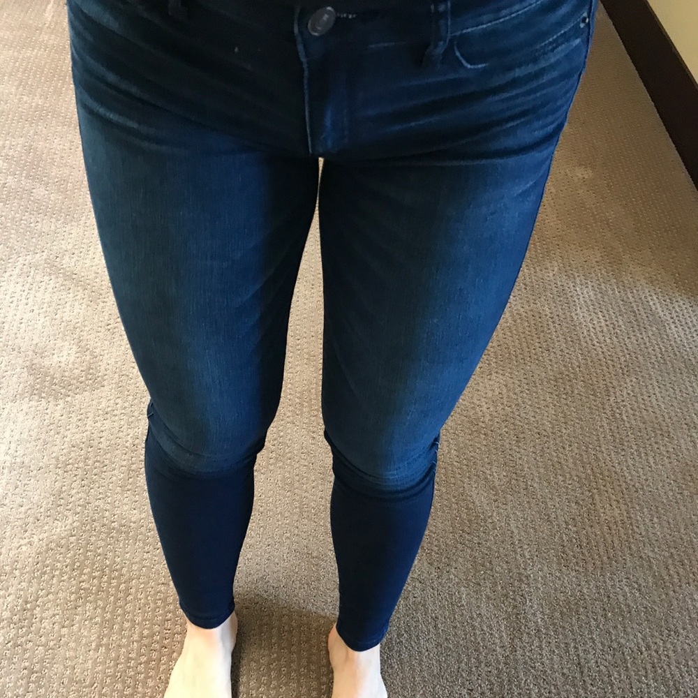 Dark wash Abercrombie skinny jeans