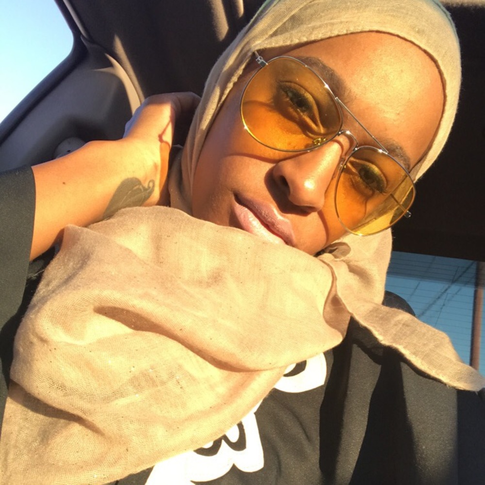 Meet your Posher, Mecca