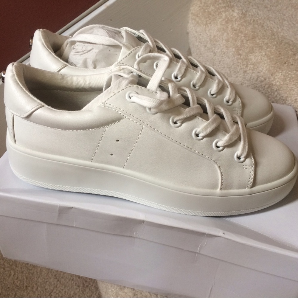 New Steve Madden White Platform Sneakers 10M - Picture 5 of 6