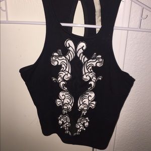 Crop top