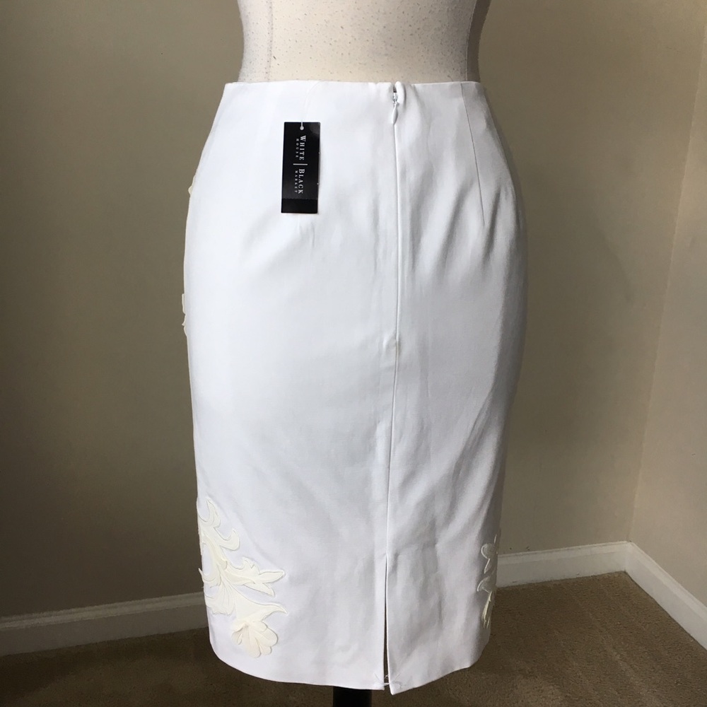 Embroidered applique floral enclosed skirt SOLD!! - Picture 3 of 4