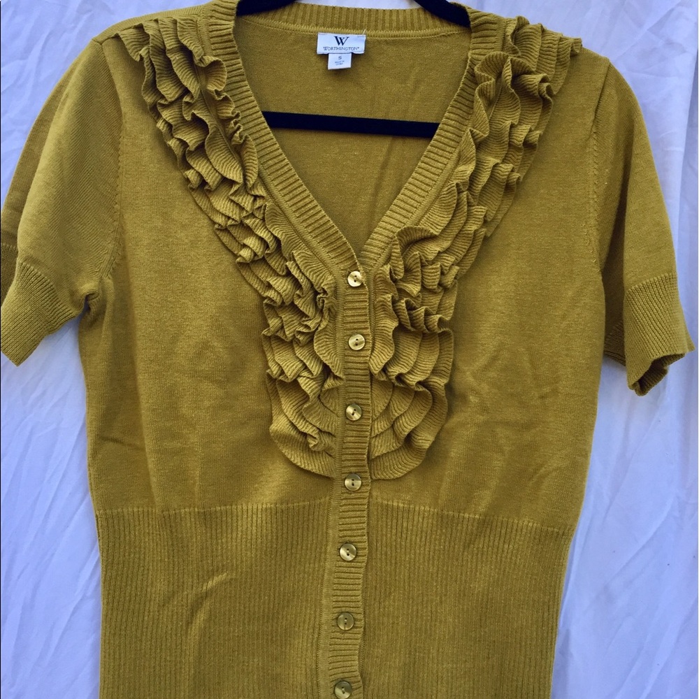 Worthington ruffled yellow/gold sweater