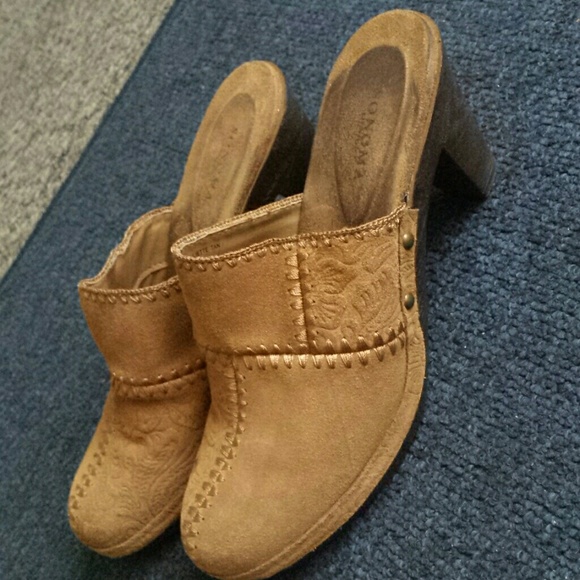 Sonoma slip-on  clogs   bought the used but never - Picture 3 of 3