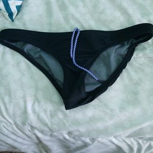 Jolyn black cheekie bottoms