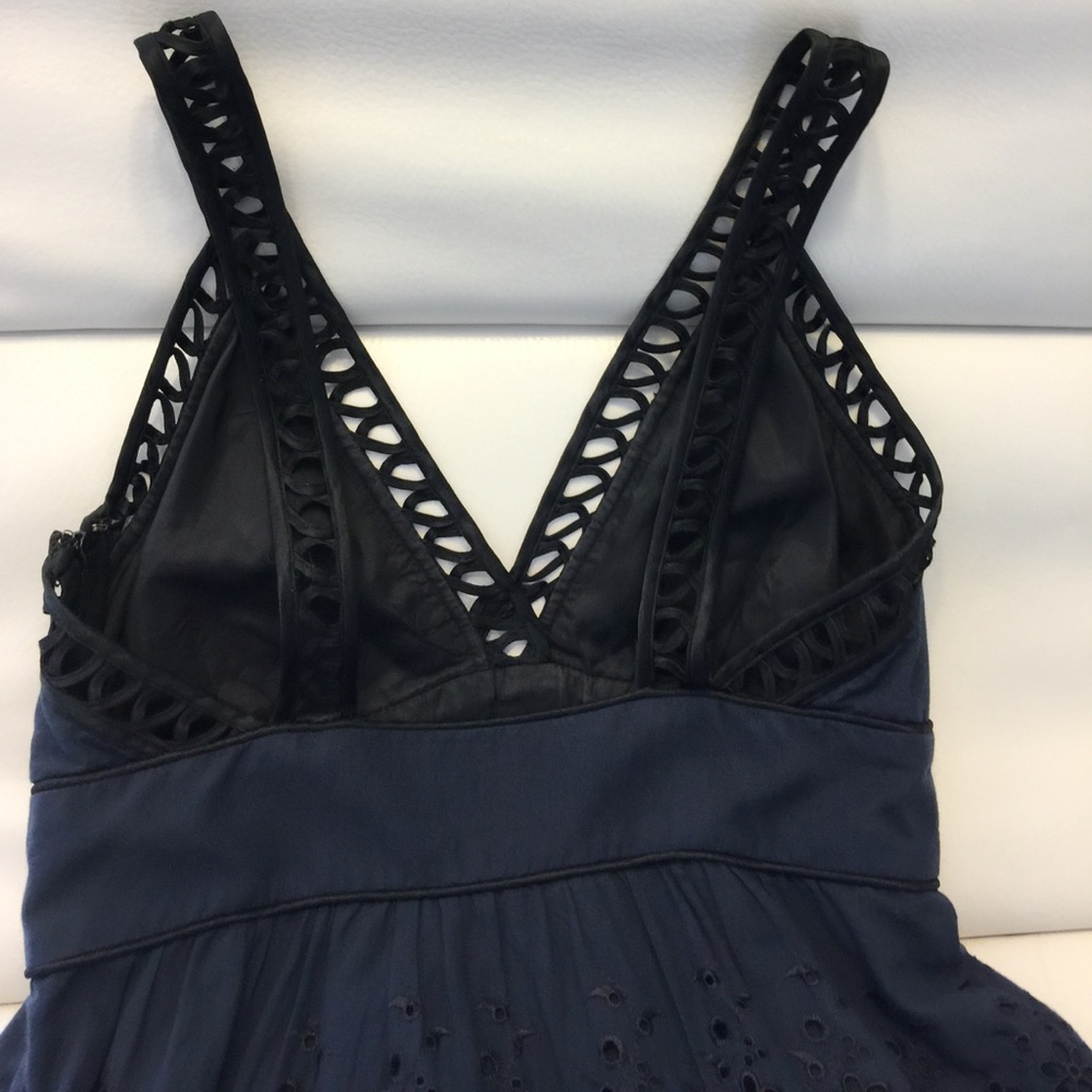 Cynthia Steffe Navy Black Eyelet Dress 4 runs smal - Picture 6 of 8
