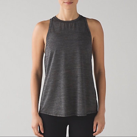 Lululemon tank-unworn and tags on - Picture 1 of 3