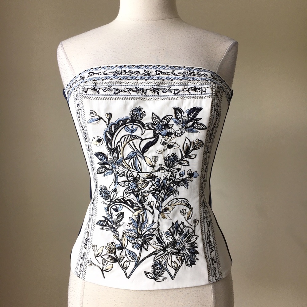 Garden floral embroidered bustier top - Picture 5 of 6