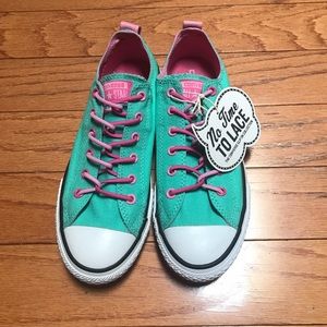 NWT Tiffany blue Converse All-Stars