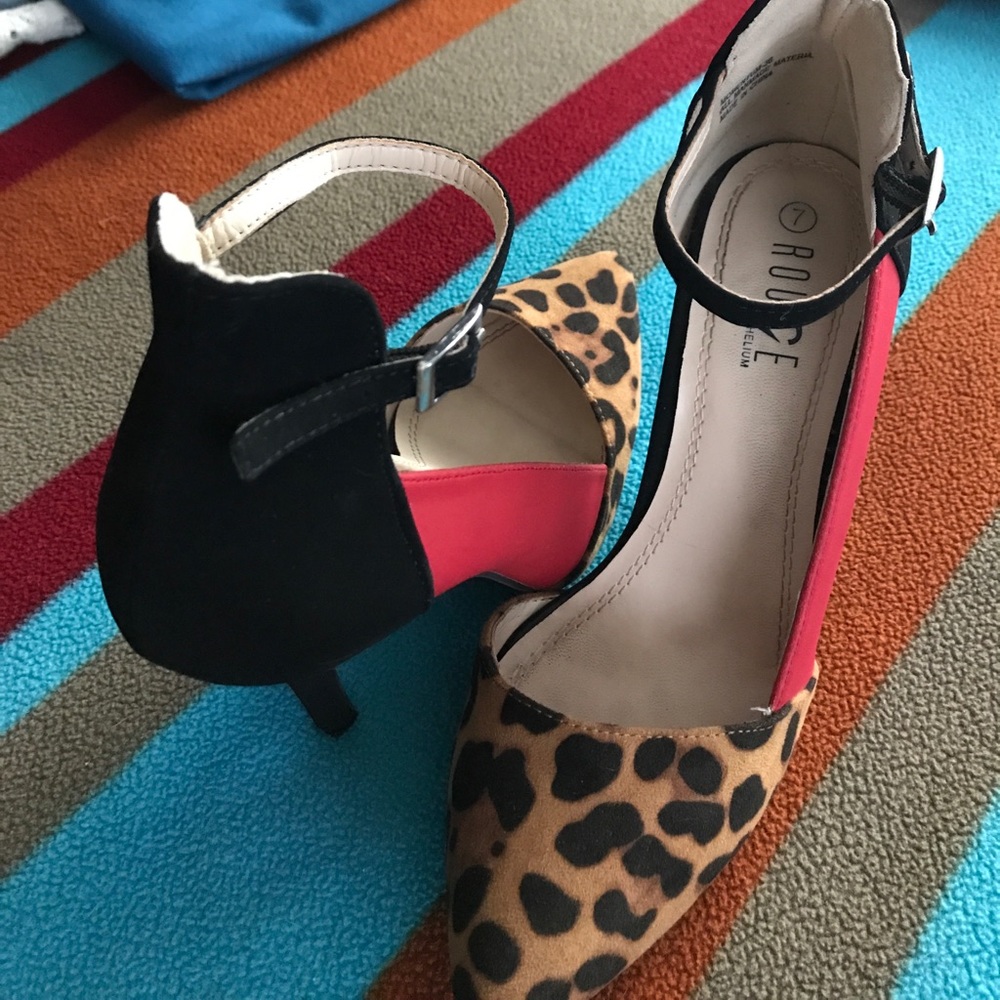 Black, Red & Cheetah Pointed heels