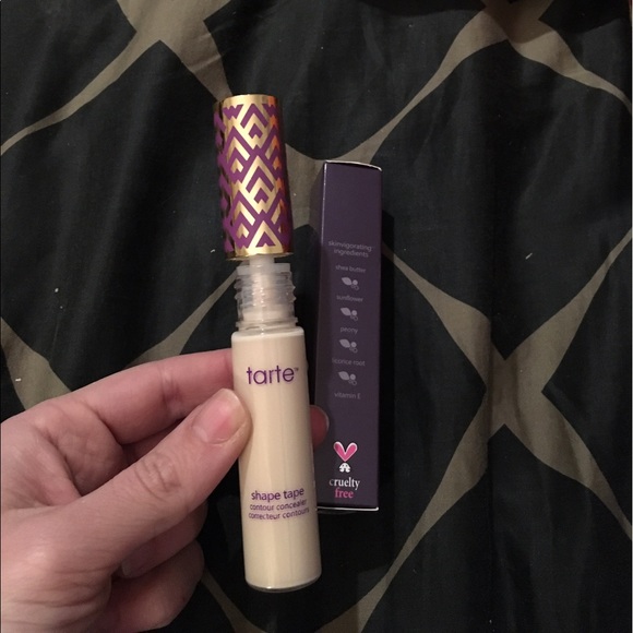 Tarte Shape Tape in Fair BNIB & Primer Potion! - Picture 3 of 4