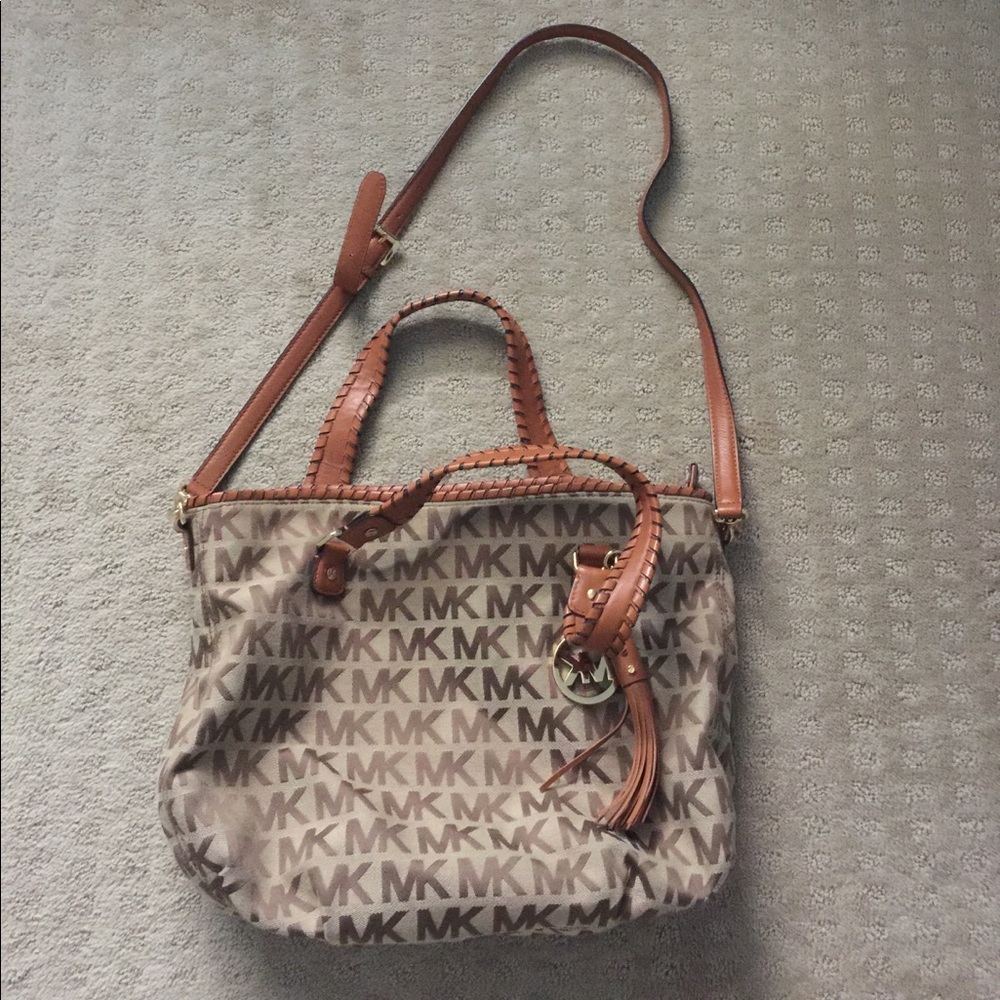 Michael Kors Designer Bag reserved for @Bethca