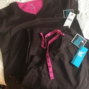 BNWT brown scrub set