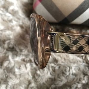Burberry Accessories - Burberry Sunglasses Burberry Accessories - Burberry Sunglasses