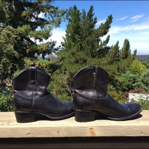 almost new Frye boots ⚡️