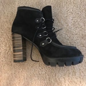 BCBGMAXAZRIA - Heeled Boots -Worn Once