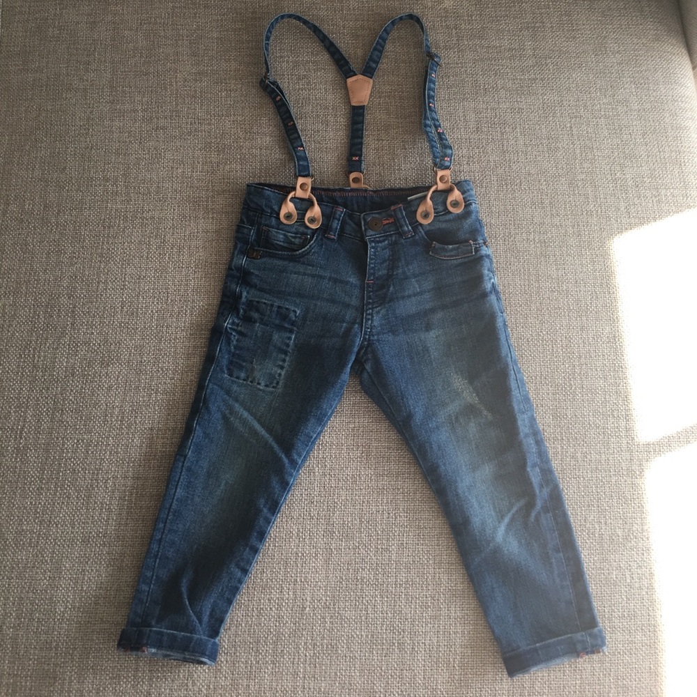 Girls jeans with suspenders