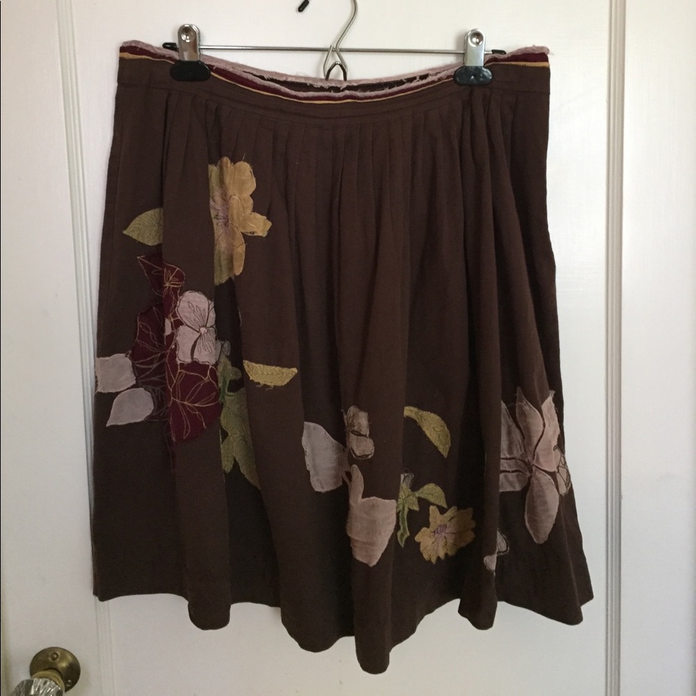 Anthropologie viola appliqué full A-line skirt