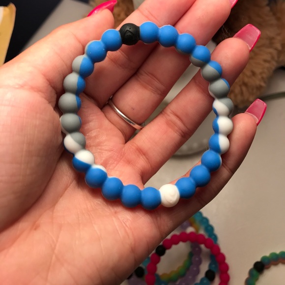 Authentic lokai bracelets, limited edition! - Picture 3 of 4