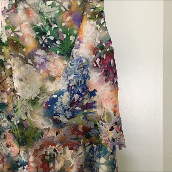 Vera Wang dress - Picture 2 of 3