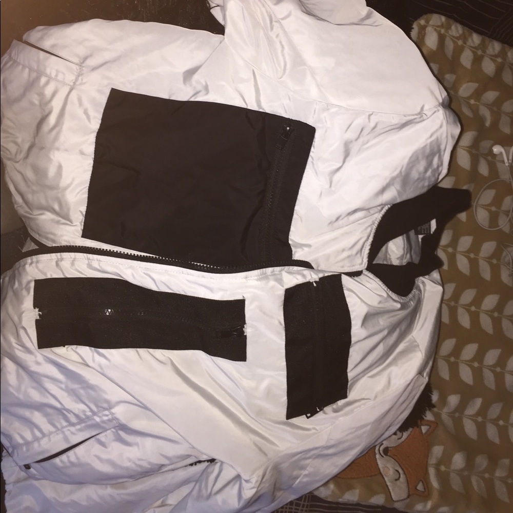 Bomber jacket